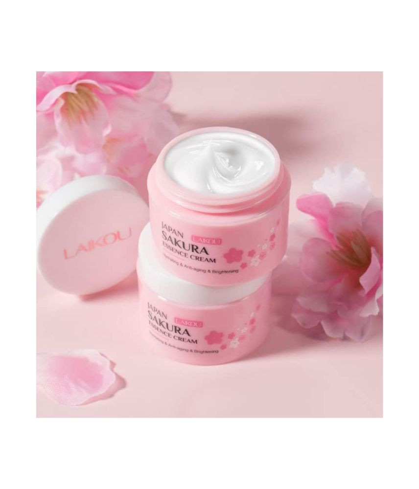 كريم سيرم الساكورا يحتوي على خلاصة زهرة الساكورا وفيتامين C لتفتيح البشرة
