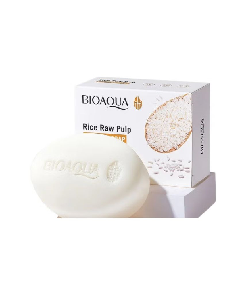 عرض قطعتين من صابون خلاصة لب الأرز الطبيعي