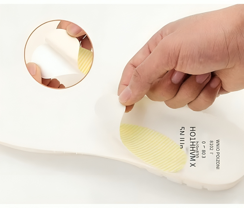 قطعتين من لاصقات مزيلة لرائحة الأحذية